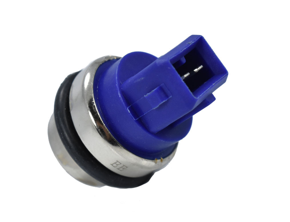 025906041ABULBO (SENSOR) DE TEMPERATURA REFRIGERANTE (TERMO SWITCH)GOLF / JETTA A2 (MK2) (87-92), A3 (MK3) (93-99), DERBY S13 (95-09) / DERBY VAN (06-09), SEAT IBIZA / CORDOBA 6L (02-08), EUROVAN T4 (00-04) 2.5 LITROS 5 CILINDROS, T5 (05-09), TRANSPORTER (10-17) TDI 1.9, 2.0 LITROS (DIESEL) (AZUL) 2 PINES INCLUYE ORING025906041A